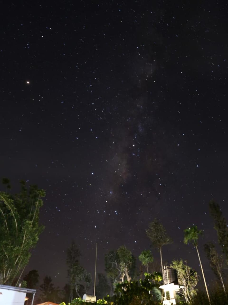 Coorg Kolamotte Hotell Gonikoppal Exteriör bild
